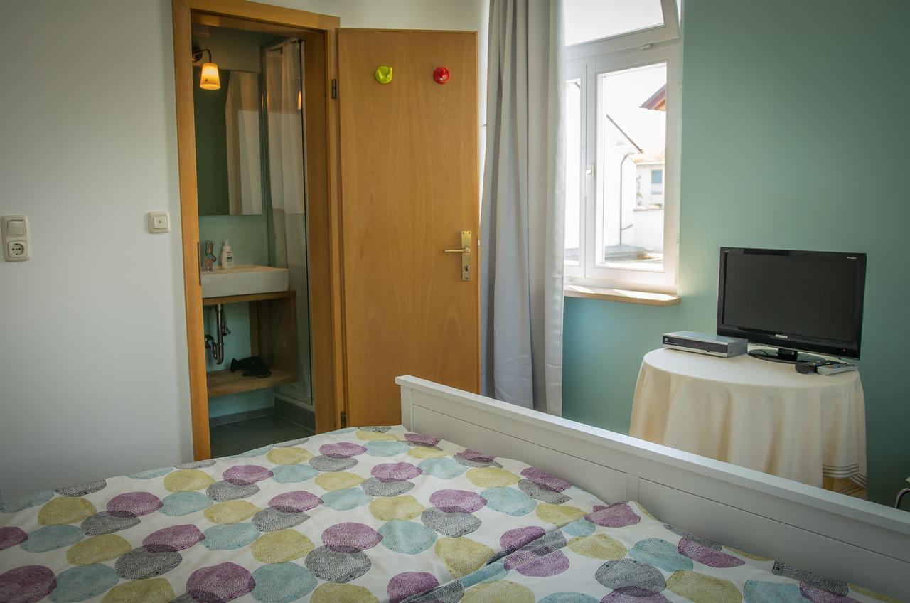 See-Hostel Wasserburg Bagian luar foto